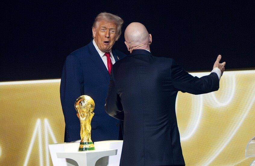 ترامب ورئيس الفيفا