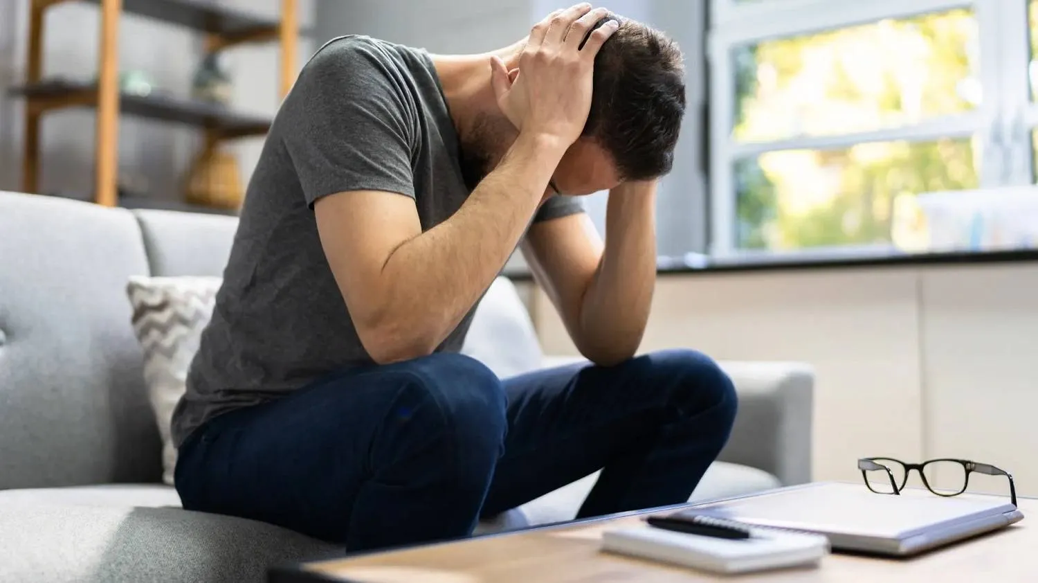 ضباب الدماغ ليس أمراً عابراً… عادات يومية تزيد التشوّش الذهني