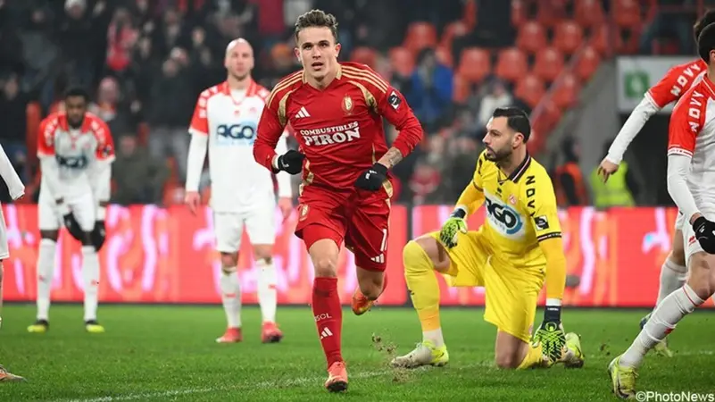 دينيس إيكيرت لاعب ستاندارد لييغ البليجي