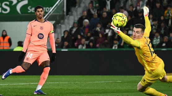 سجل 10 أهداف