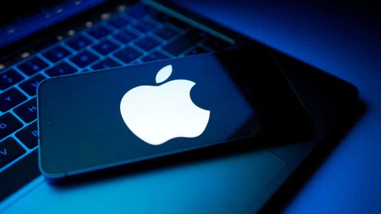 شعار شركة أبل (رويترز)