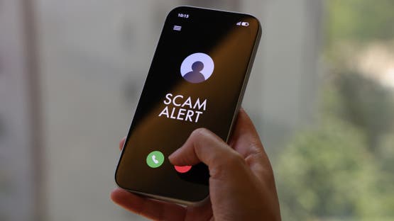 صورة تعبيرية لاختراق الهواتف (تعبيرية- آيستوك)