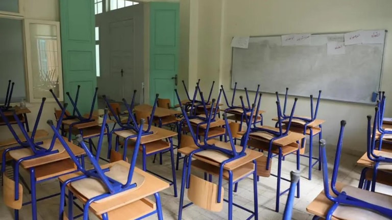 الجامعة اللبنانية تقفل أبوابها والمدارس مغلقة في لبنان