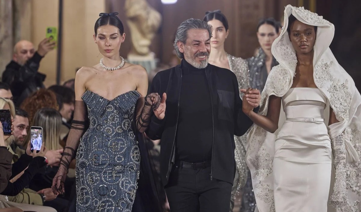 عرض أزياء المصمم إيلي فغالي لصيف 2026