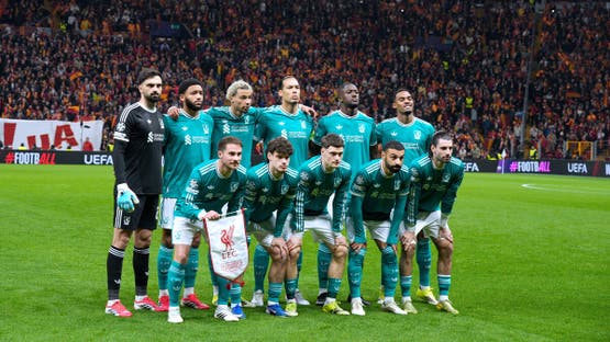 مدرب ليفربول سلوت يطالب لاعبيه بالجهد الأقصى رغم عدم وضوح أهداف الموسم