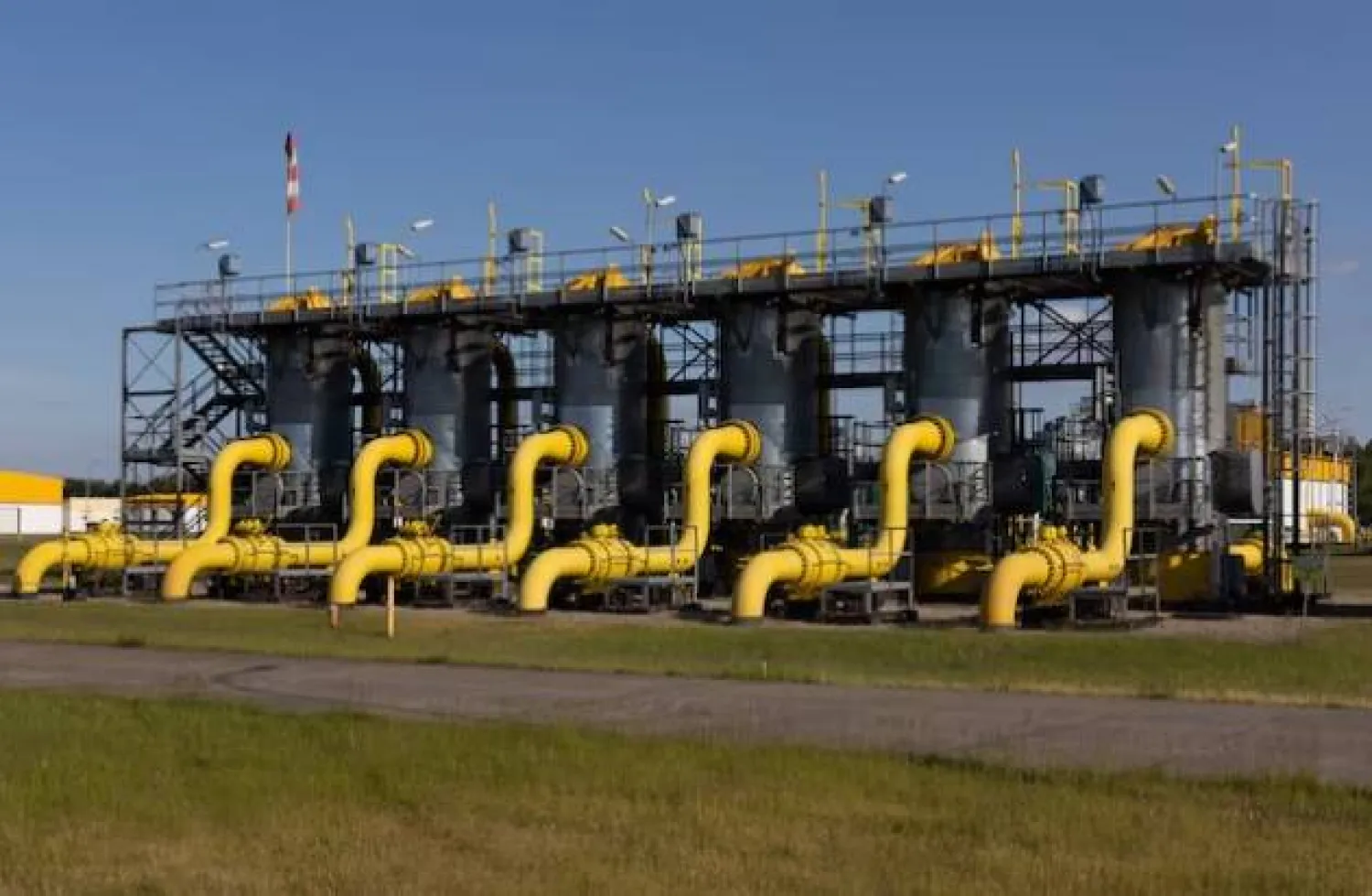 محطة ضغط غاز ضمن القسم البولندي من خط أنابيب يامال الرابط بين روسيا وأوروبا الغربية قرب فواتسوافيك ببولندا