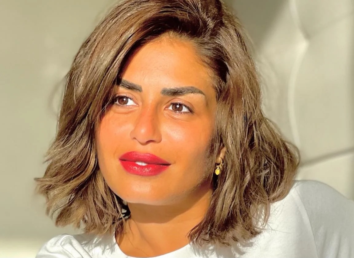 منة فضالي تنفي وجود أي خلاف مع ياسمين عبد العزيز