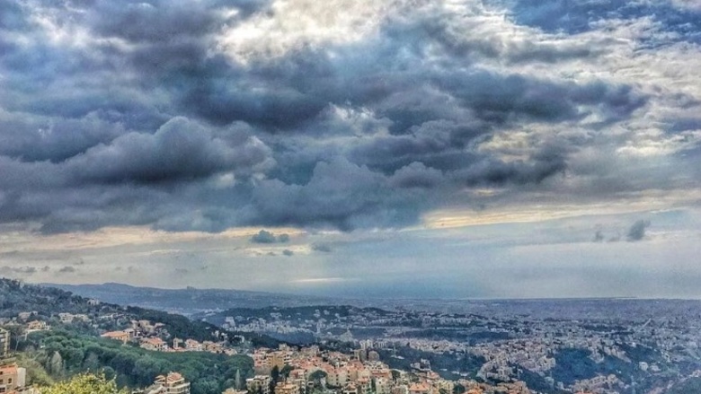 لبنان: طقس متقلب اليوم وتحسن تدريجي مع ارتفاع درجات الحرارة بدءاً من الثلاثاء