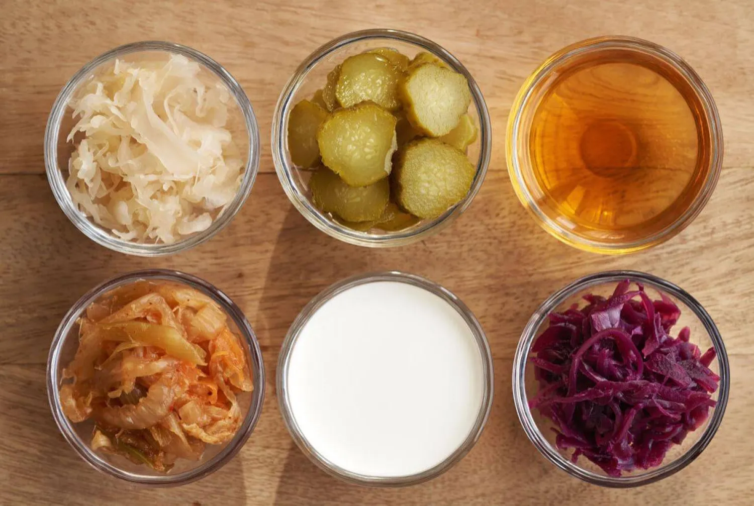 الأطعمة الغنية بالبروبيوتيك مثل الزبادي ومخلل الملفوف تقلل الالتهابات لدى السيدات