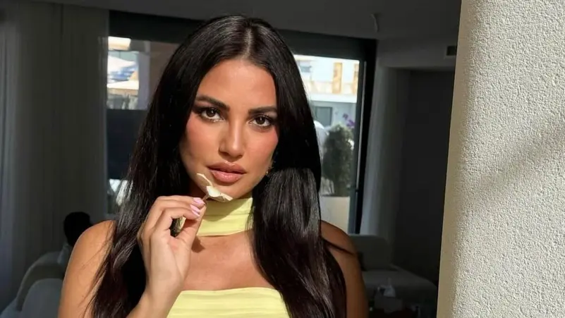 الفنانة درة