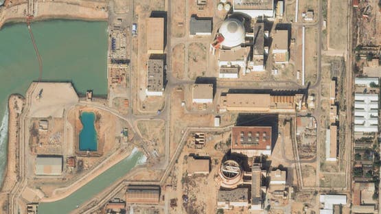 المفاعلات النووية بموقع بوشهر في إيران (رويترز)