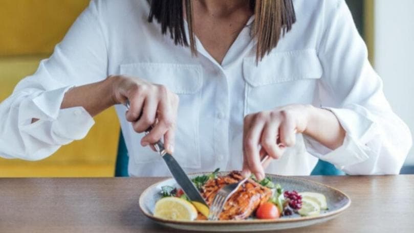 تناول الطعام