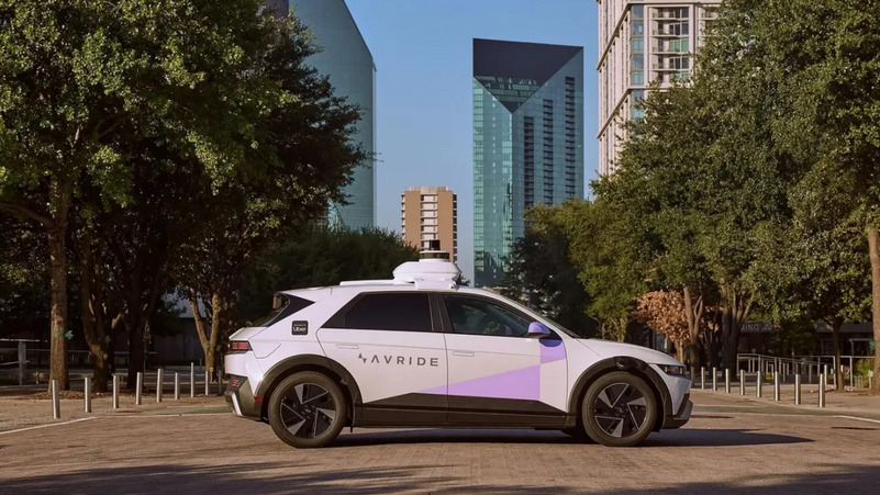 سيارة ذاتية القيادة من شركة avride