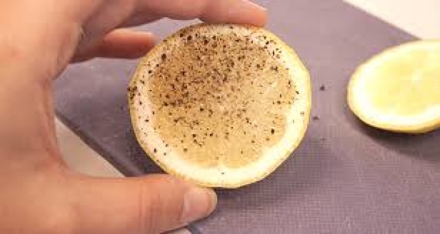 الليمون والفلفل الأسود