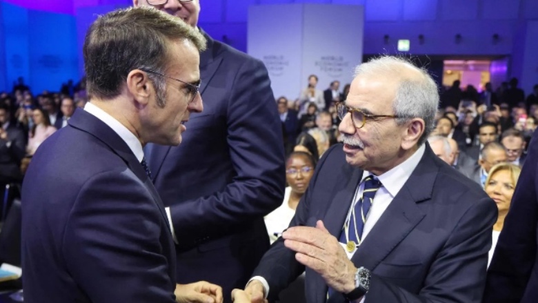 ماكرون وسلام