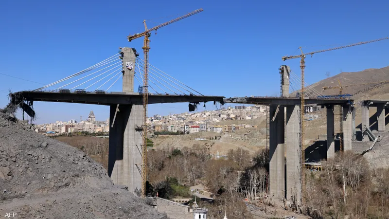 هدد ترامب بتدمير البنية التحتية الحيوية في إيران