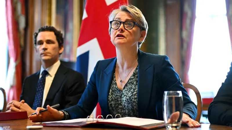 وزيرة الخارجية البريطانية إيفيت كوبر